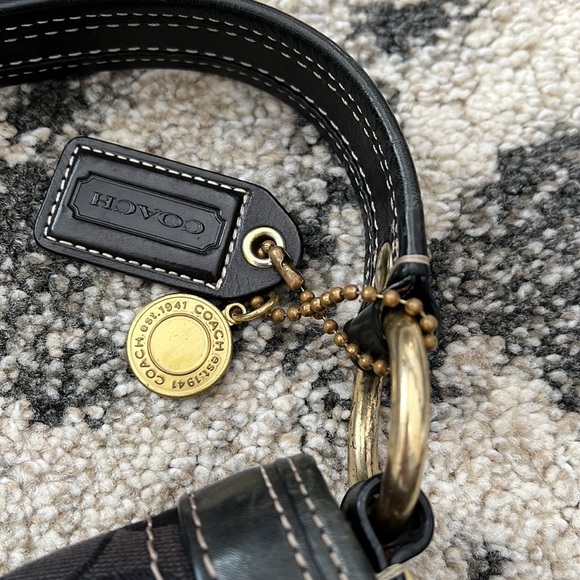 Coach - Picture 9 of 14